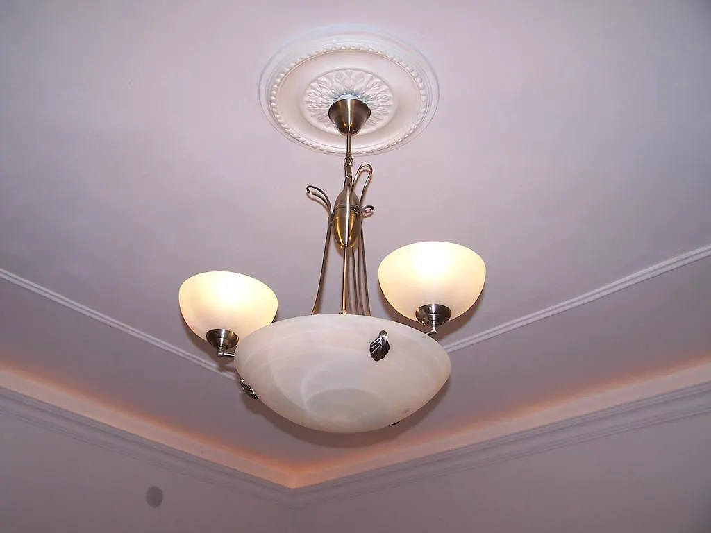 Akacia Apartment - Free Inside Parking, 2 Bedrooms, Garden, Next To Centre Budapest Hungary